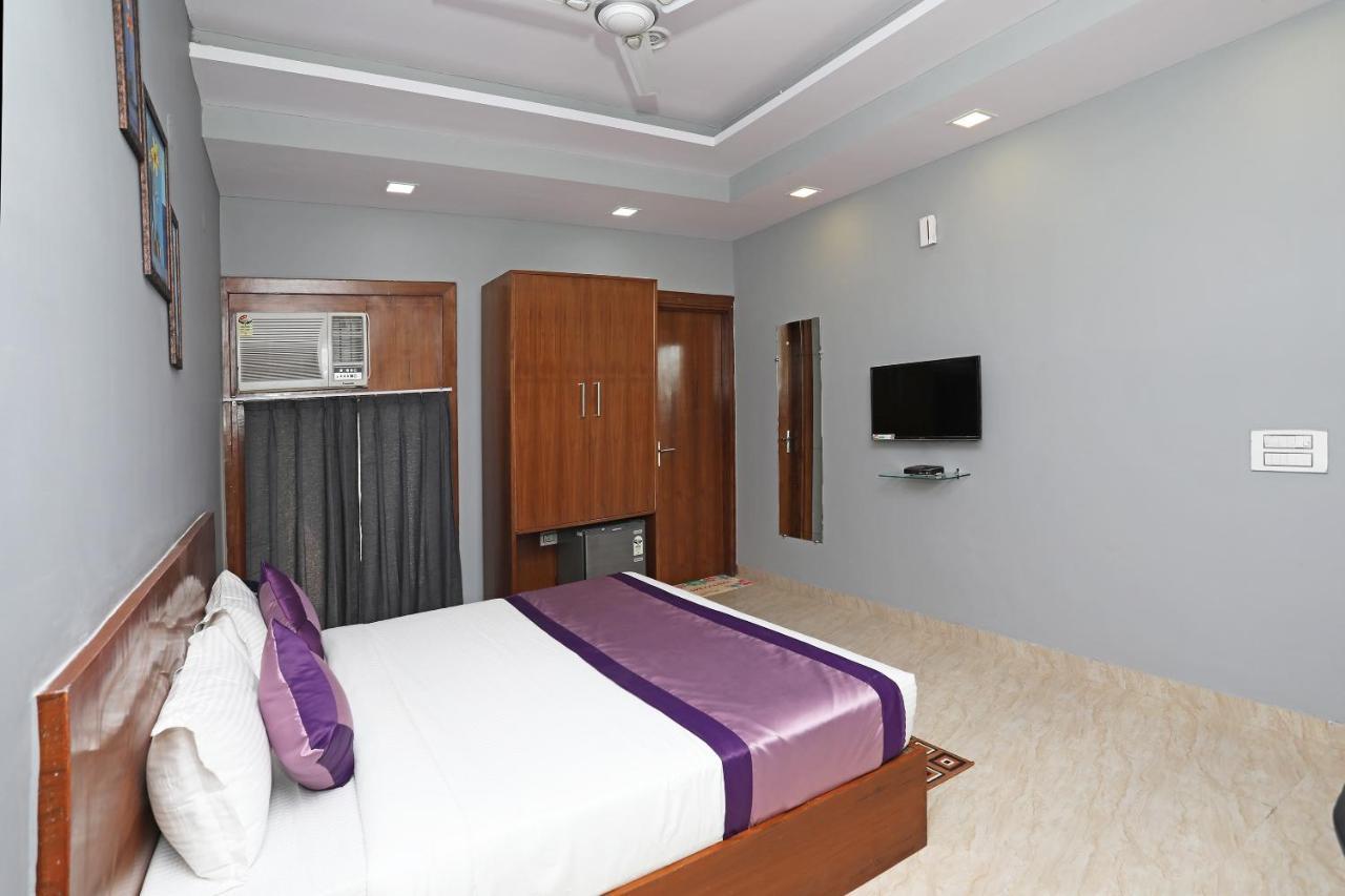 Hotel Capital O Aashiyana Paradise Near Omaxe Gurgaon Mall Exterior foto
